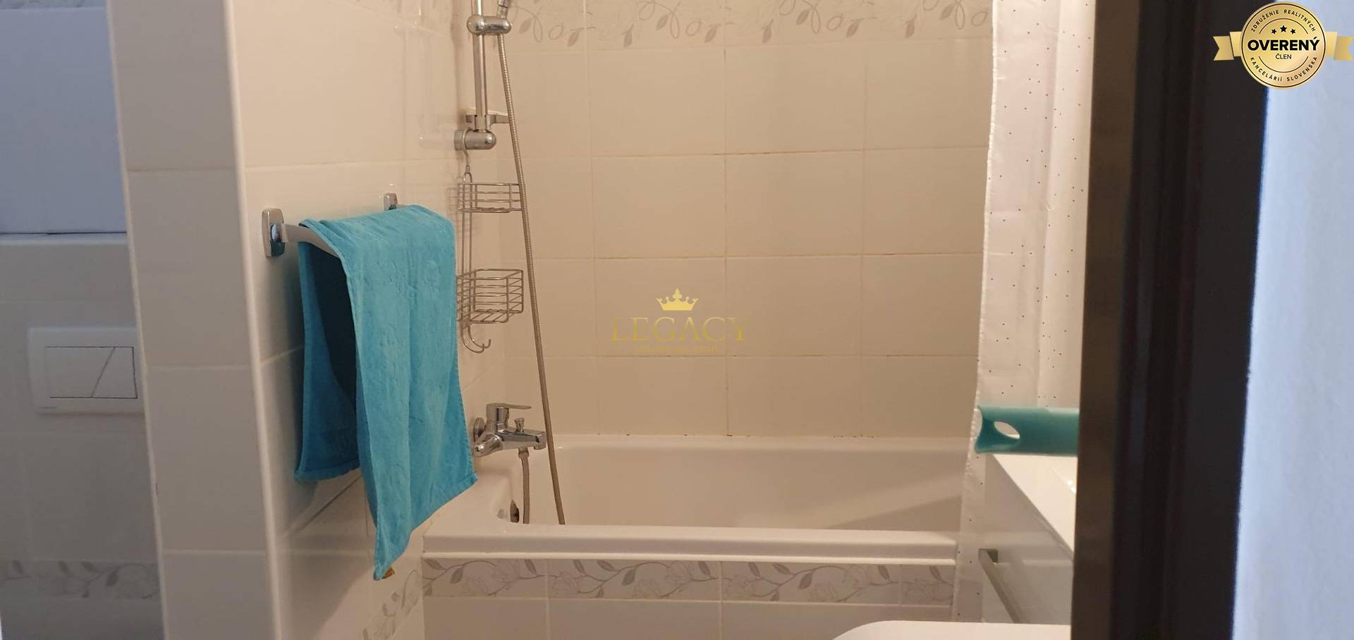 byt petržalka vana.jpg